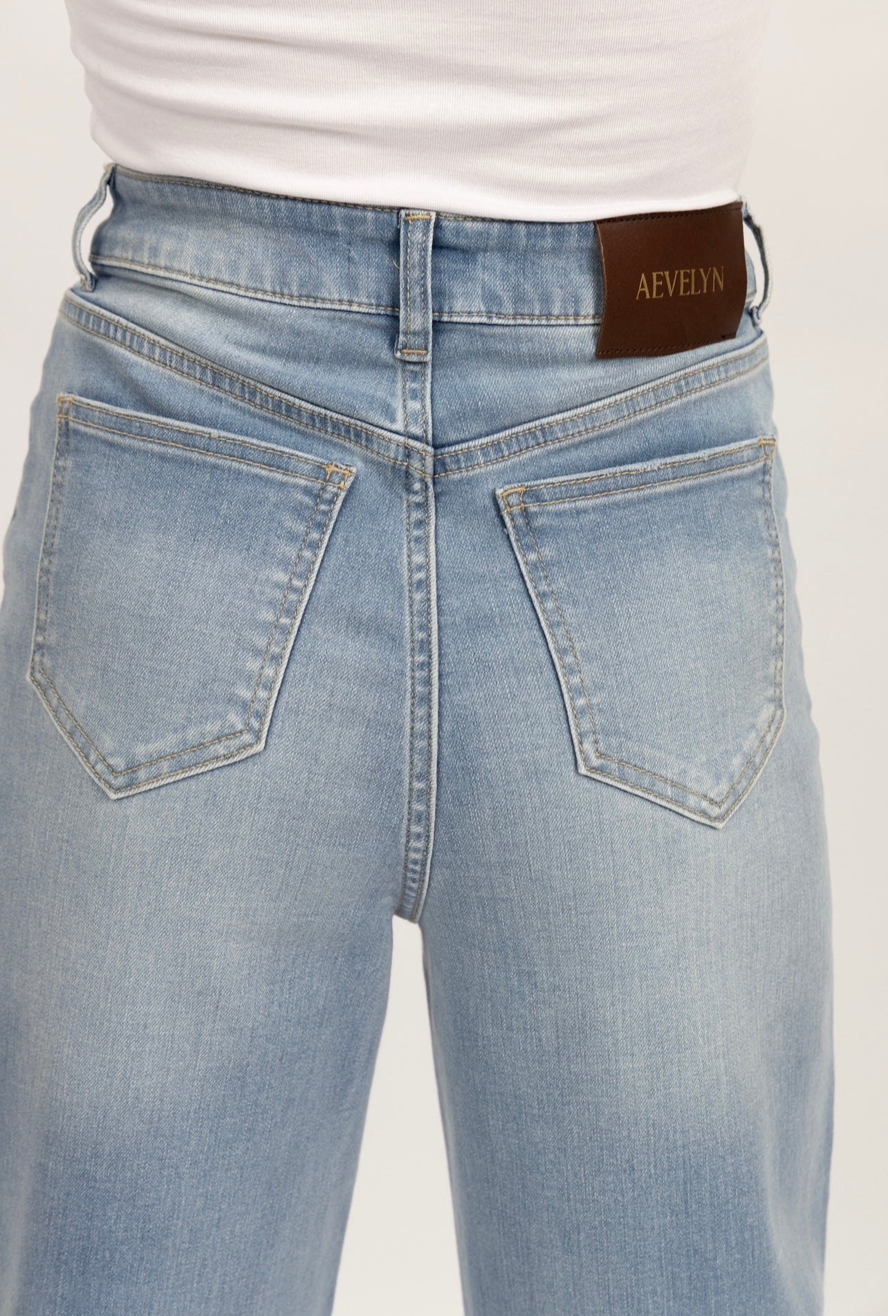 Jessy Light Blue Jeans